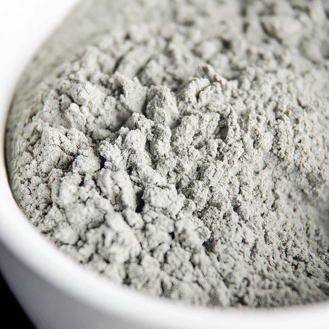 weißes Pulver in einer weißen Schüssel